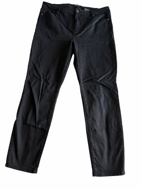 Buffalo David Bitton Hannah Black Straight-Leg Women's Jeans. Size 14.